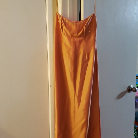 Vintage Formal gown with side slits - Picture 2 of 8